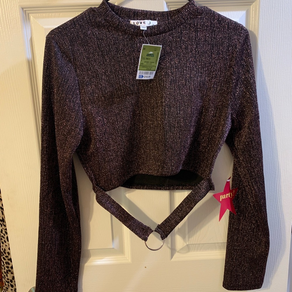 LOVE J Shimmer Crop Long Sleeve